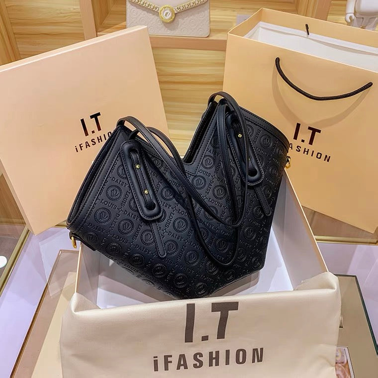 Tote Bag - Black Valentine Shape - Louis Daisy Pattern