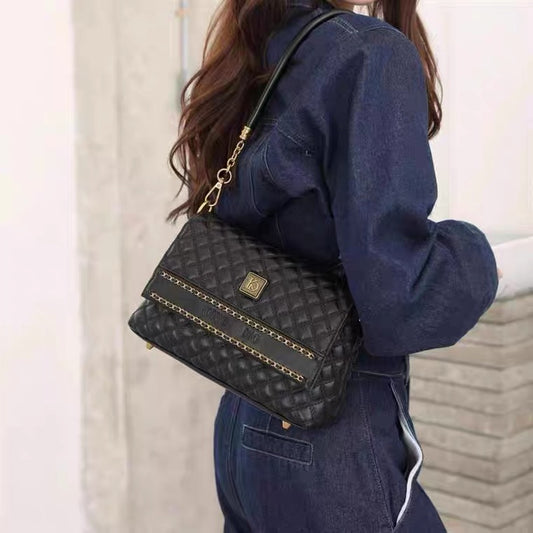 Shoulder Bag - Smalle - Black Leather - Stiched Pattern