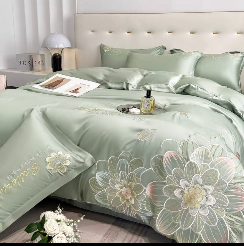 Bedding Sheets and Comforters